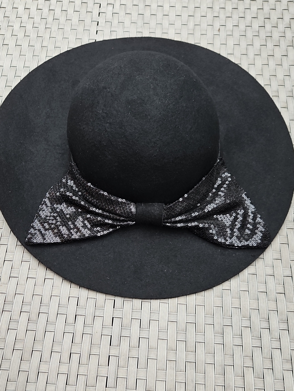 Black Wide-Brim Felt Hat with Sequin Bow Accent